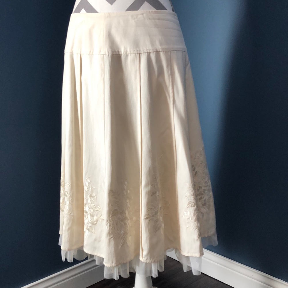 Intuitions skirt with embellishment (ivory size 8)